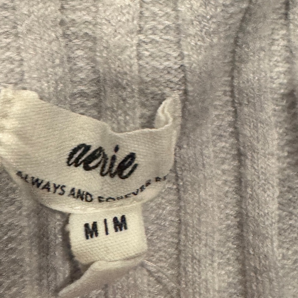 Aerie Light Gray Off-Shoulder Ribbed Sweater - Picture 3 of 5